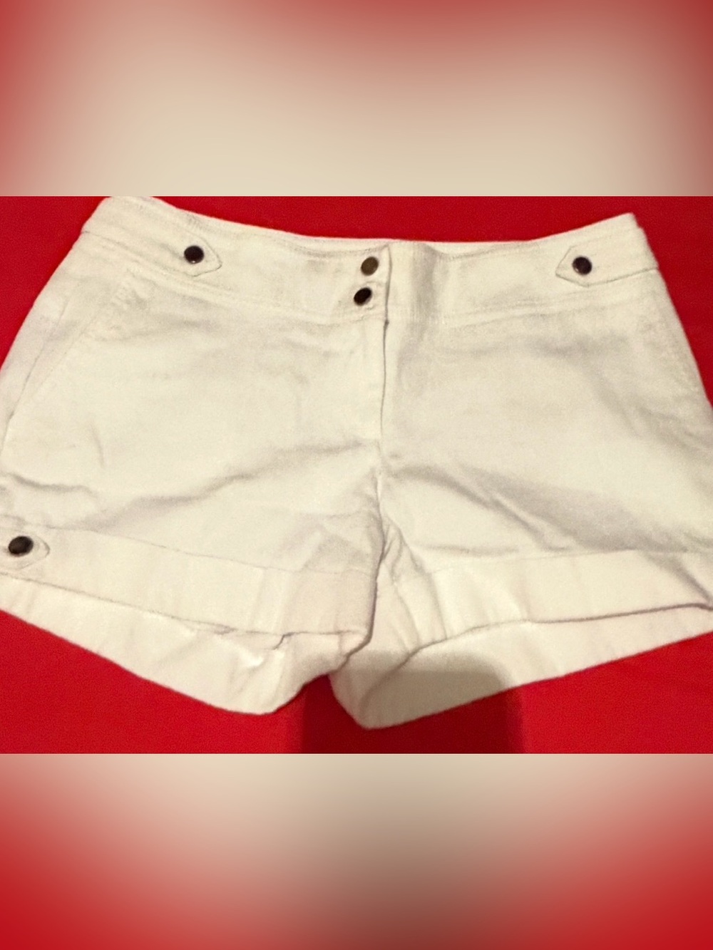 Cache White High-Waist Button Accent Shorts